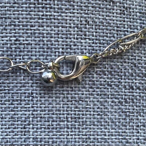 NWT New Urban Outfitters (OU) Silver/Blue Double Layer Evil Eye Pendant Necklace - Picture 6 of 8